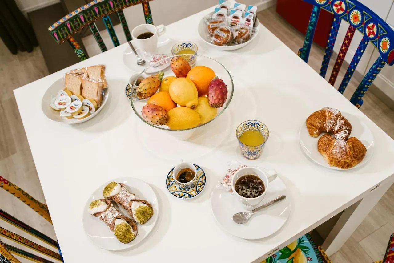 Hébergement de vacances Il Moro Boutique Apartment Catane